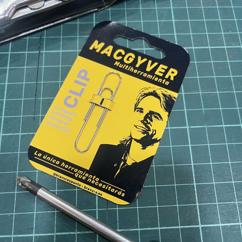 Clip Macgyver