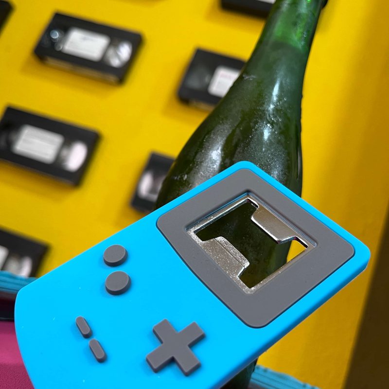 Abrebotellas  GAME Color con imán